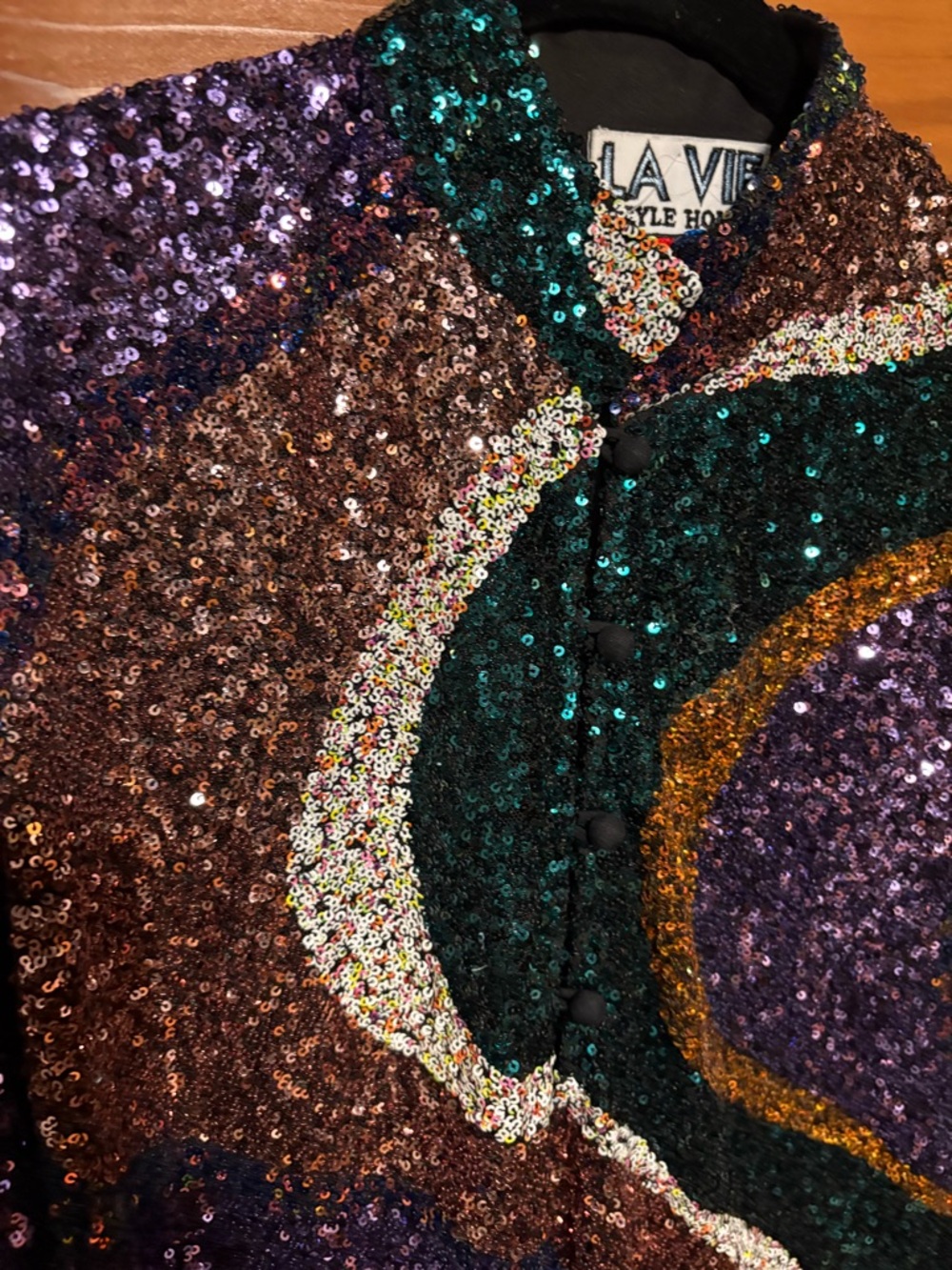 La Vie Style House En Rose Multicolor Sequin Wave Dress in Purple, Green, Gold - Picture 5 of 8